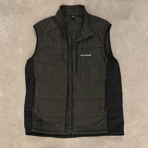 Like new men’s montbell light vest